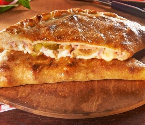 Кальцоне с курицей