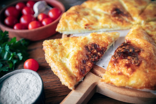Хачапури по-имеретински