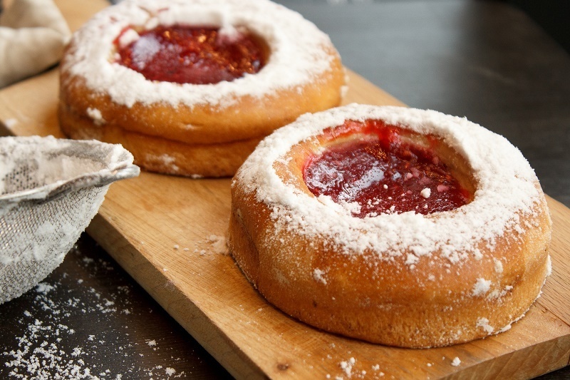 Тресс с малиной и кремом