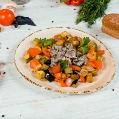 Жаркое из баранины с овощами