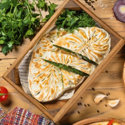 Жингялов хац с начинкой из зелени