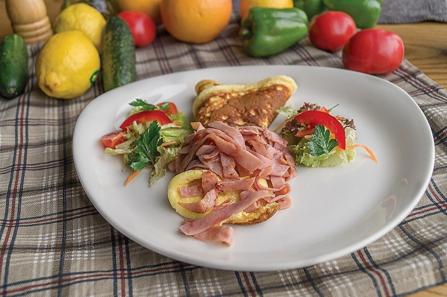 Омлет с ветчиной и сыром