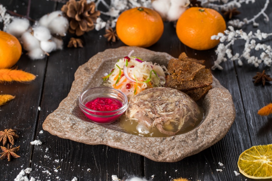 Холодец с говядиной и куриным филе