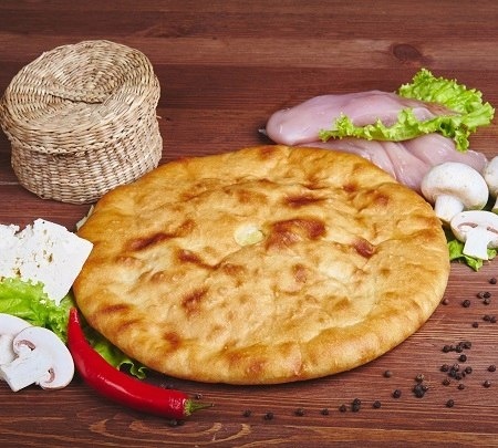 Пирог с курицей и грибами
