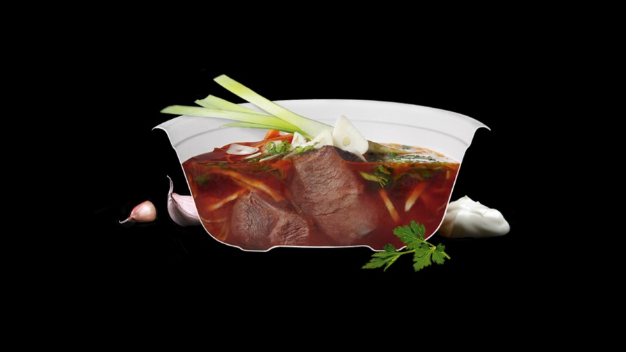 Борщ с говядиной и сметаной