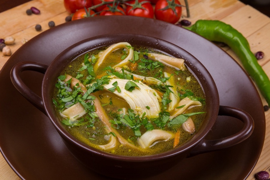 Домашняя куриная лапша