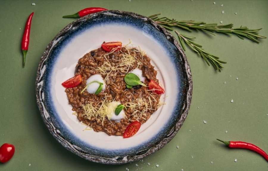 Ризотто с белыми грибами и трюфелюным маслом